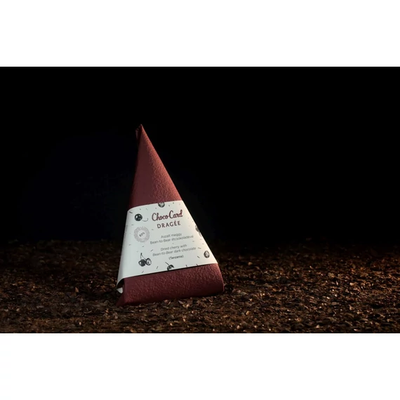 Aszalt meggy étcsokoládéval díszcsomagolásban